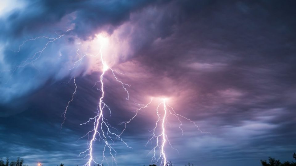 Deus pode estar na Tempestade
