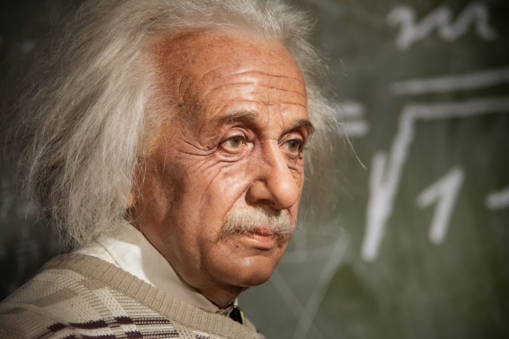 Pensamentos de Albert Einstein acerca de Deus e sobre a vida