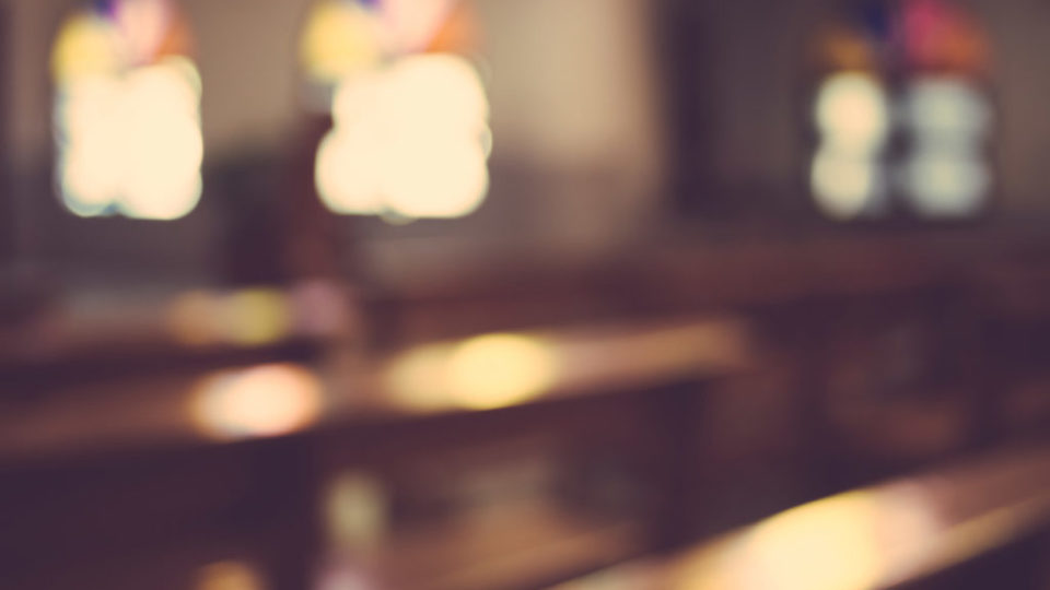 Por que ir à igreja